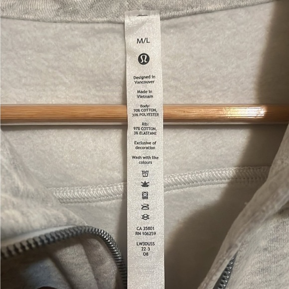 lululemon oversized scuba cropped hoodie - Picture 4 of 4